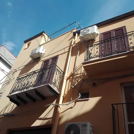 度假居 La Casa Di Anita Nel Cuore Di Segesta 卡拉塔菲米