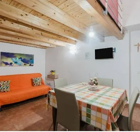 Ferienhaus La Casa Di Anita Nel Cuore Di Segesta Calatafimi